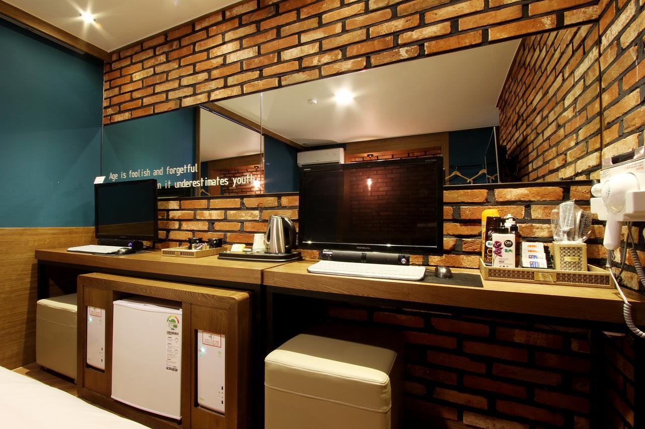 Daejeon Page Hotel Exteriör bild
